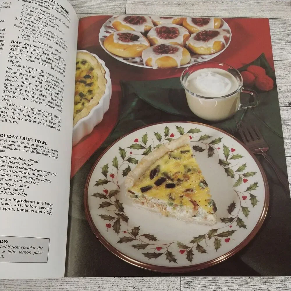 Country Christmas Entertaining - Recipes +Table Creations Craft Book - Vtg 1980s